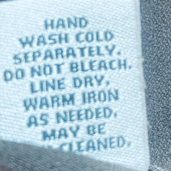 Women’s Medium Tank Top Chico’s Platinum Dark Brown Silk Spandex Blend U Neck - Picture 10 of 10